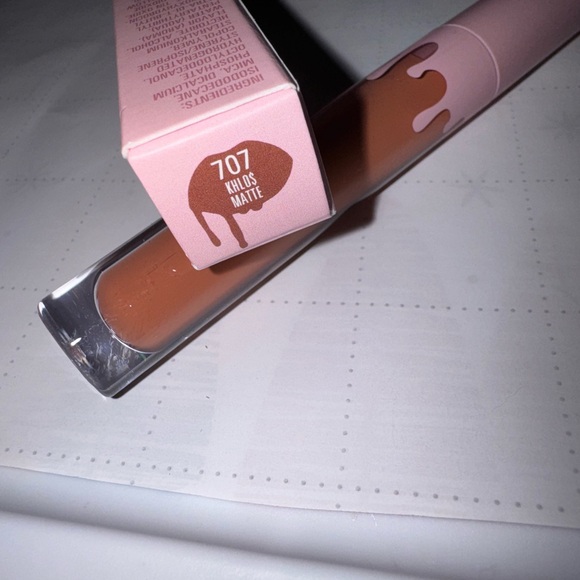 KYLIE COSMETICS Matte Liquid Lipstick 707 Khlo$ Khlos Warm Beige Nude - NEW! - Picture 1 of 6
